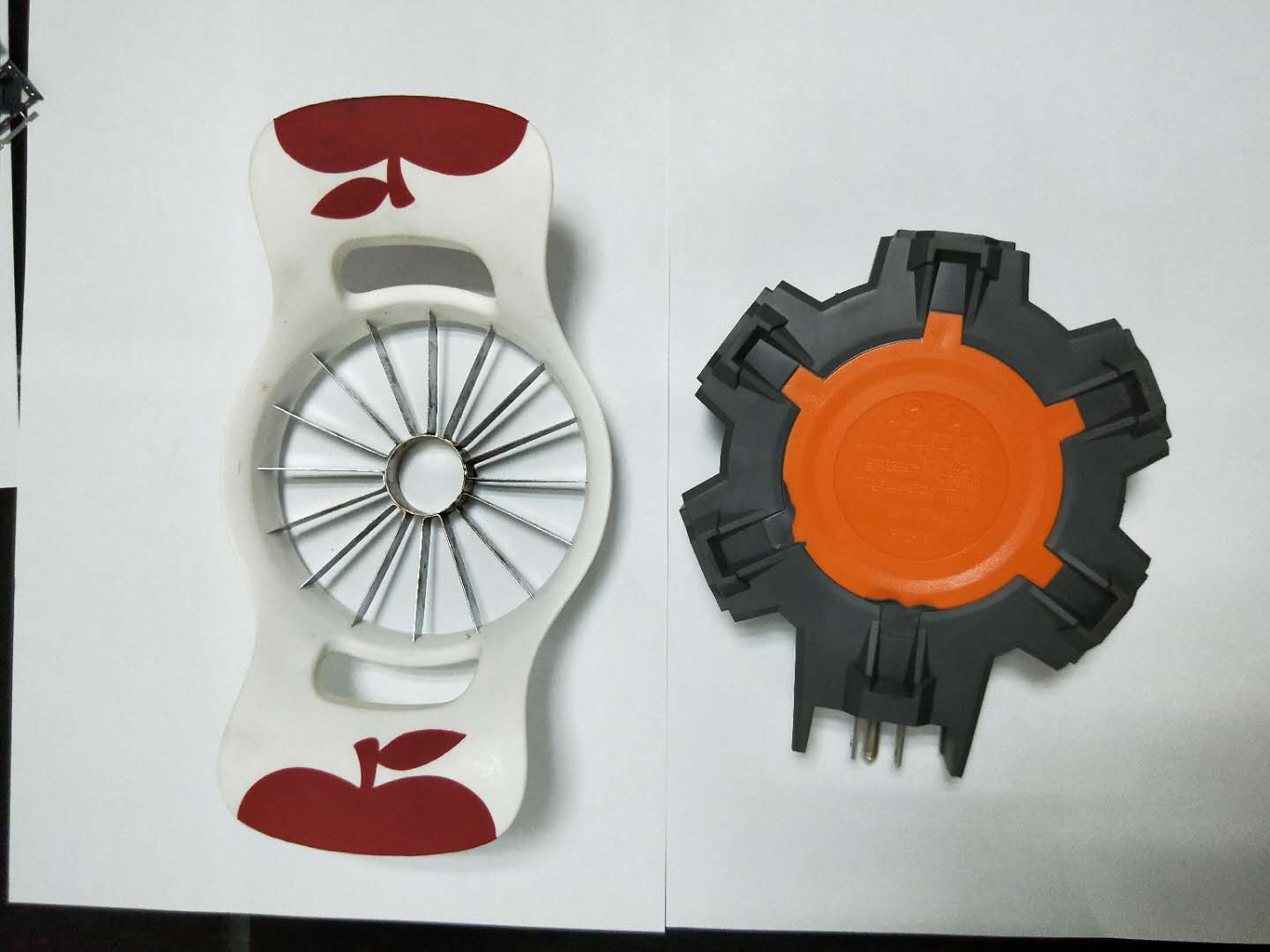 V120R2-2C立式雙色圓盤注塑機(轉芯) V120R2-2C立式雙色圓盤注塑機(轉芯)